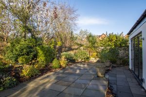 Photo 16- click for photo gallery